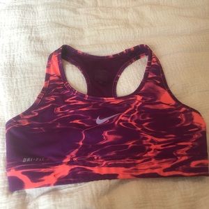 Size sm Nike dri fit sports bar